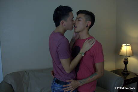 Oriental young dude Tex fuck after blowjob