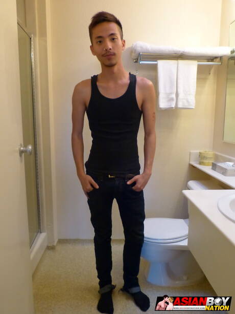 Gorgeous buddy Kenny Yama and sensual dude Ash Kendall in hard anal sex