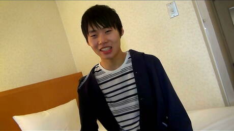 Oriental young Takumi jack off his dick