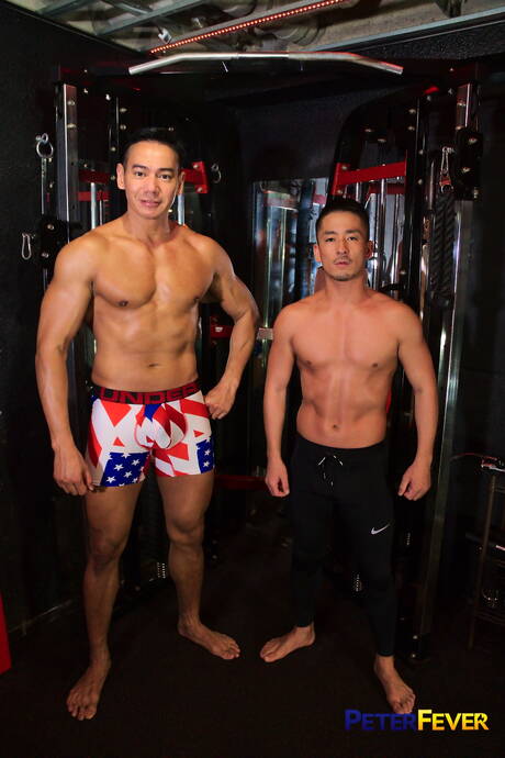 Asian Gay Network: Asian beefcake Hiroya and oriental strong bull Ryuji fuck ass after sucking