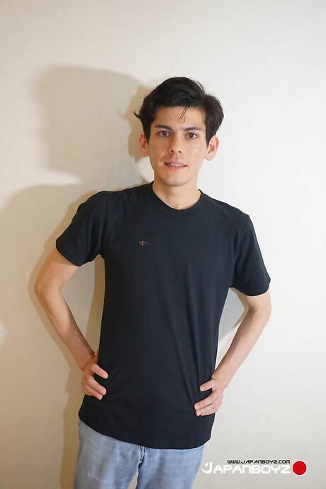 트윙크 켄신이 즐거움을 만끽하고 있습니다