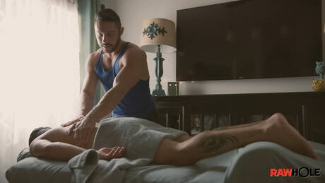 Raw Hole: Nice american buddies bull Seth Santoro and husky guy Armond Rizzo have a hot couple scene