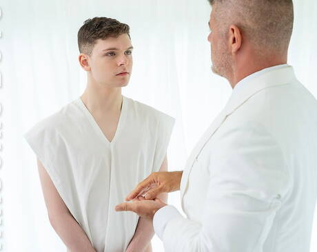 セクシーなアメリカ人、ゲイのクマのディロン・ストーンと少年のイーサン・テイトが愛し合う