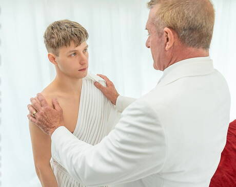 Vieze vrienden Adam Snow, Matthew Figata en Noah White in een hete trio-kontneuken