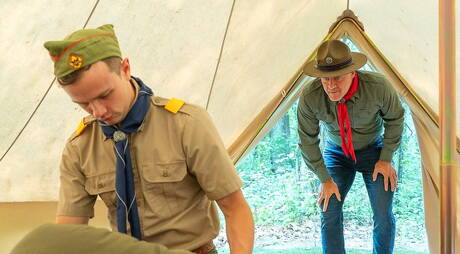 Scout Boys: Sexy americans, bear Dillon Stone and hunk Logan Cross have a hot couple scene