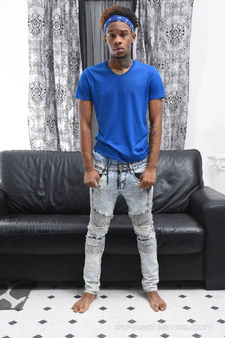 Superstud Chico and husky guy Per Fection in hot homosexual scene