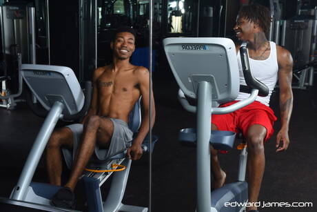 Hunk Dreezy 和超級帥哥 Sleepy Reed 的火熱同性戀場景