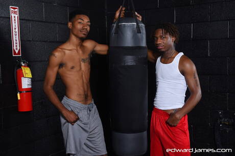 Hunk Dreezy 和超級帥哥 Sleepy Reed 的火熱同性戀場景