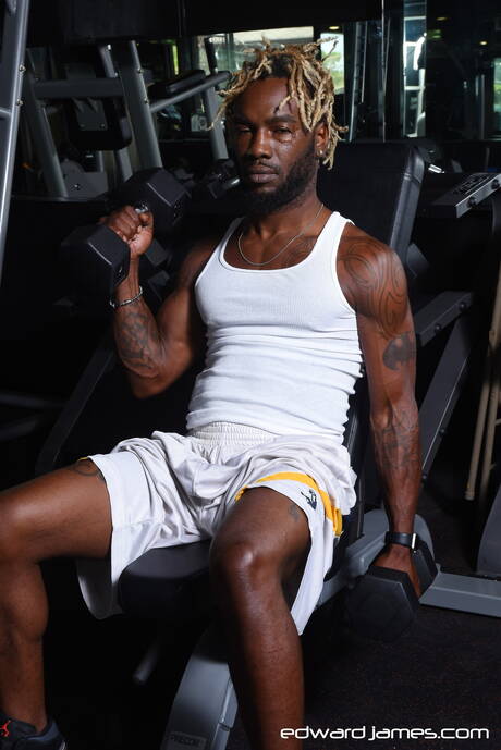 Edward James: Husky guy Phoenix and beefy Sleepy Reid banged each other in hot shower