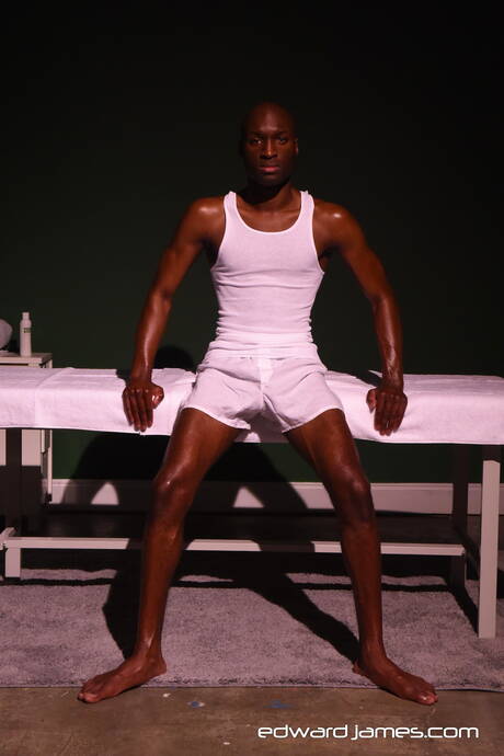 Sexy Amerikaner, der harte Kerl Blaine Porter und der Superhengst Sleepy Reed ziehen sich aus und zeigen ihren heißen Hintern