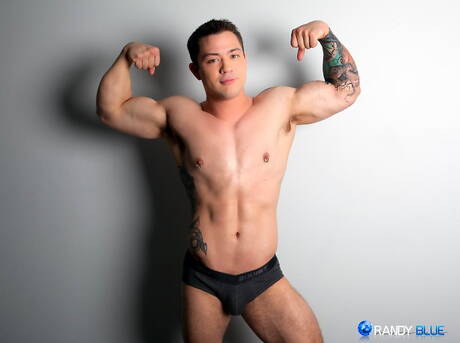 American pornstars hairy stud Abele Place and bodybuilder Caleb Strong fuck ass after blowjob