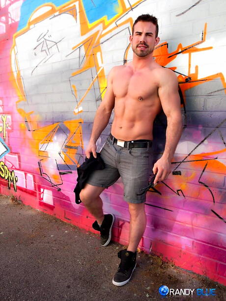 Bull Kai Madison 擼管