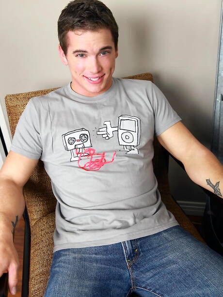 Berühmte Amerikaner, der muskulöse Dallas Evans und der bullige Riley Price beim harten Analsex