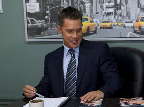 O fisiculturista americano Benjamin Bradley e o supergaranhão Mike West fazem sexo gostoso