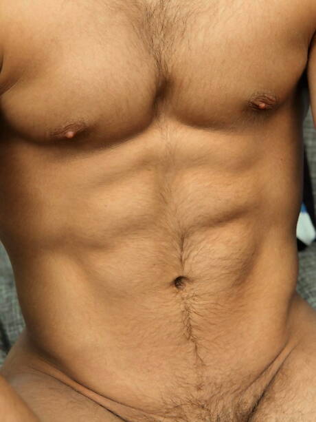 Der amerikanische harte Kerl Chip Tanner und der starke Mann Vinny Dias haben einen guten Oralsex