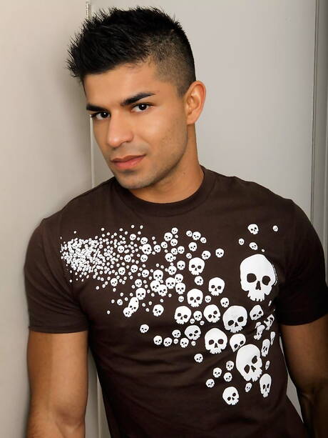 Sexy americans, muscular Nicco Sky and husky guy Nick Sterling banged each other