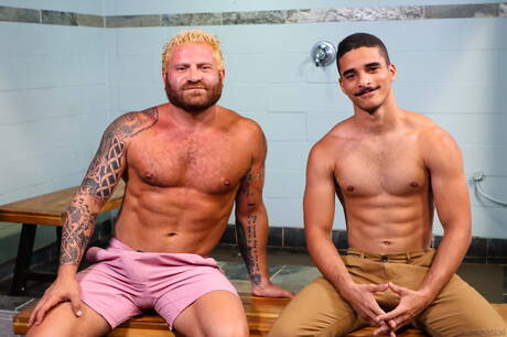 Famous americans, bear Riley Mitchel and beefcake Joseph Hart fuck ass after blowjob in hot shower