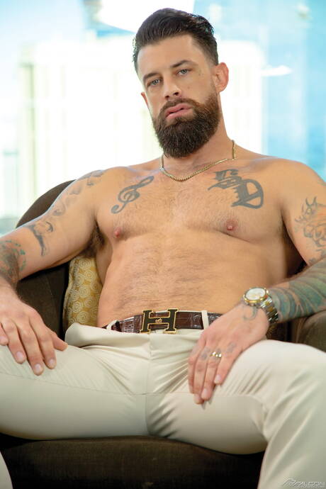 Raging Stallion: American stars hot bear Alpha Wolfe and superstud Alex Granger in hot anal sex