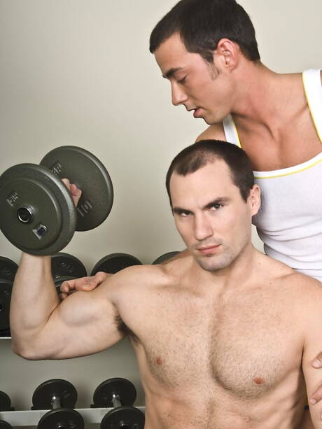 Max Keller und der gut gebaute Amerikaner Sean Everett haben einen guten Oralsex