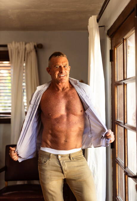 Os lindos garotos americanos, o jovem Jack Waters e o robusto Matthew Figata transando