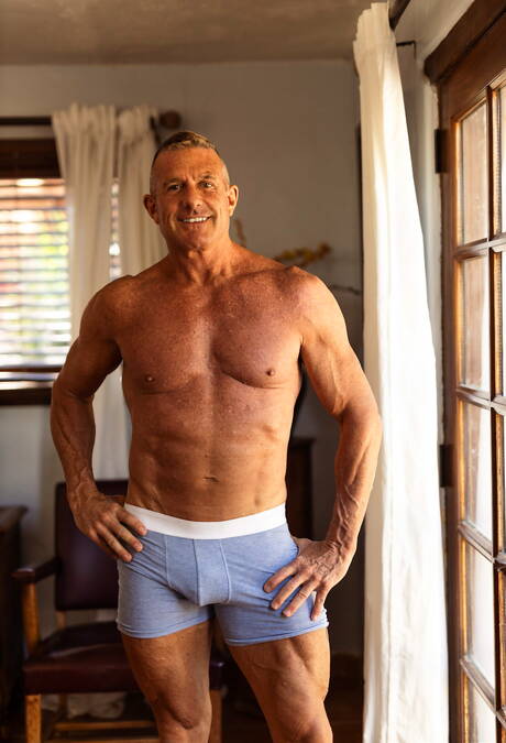 Os lindos garotos americanos, o jovem Jack Waters e o robusto Matthew Figata transando