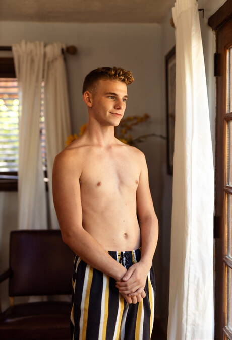 Os lindos garotos americanos, o jovem Jack Waters e o robusto Matthew Figata transando