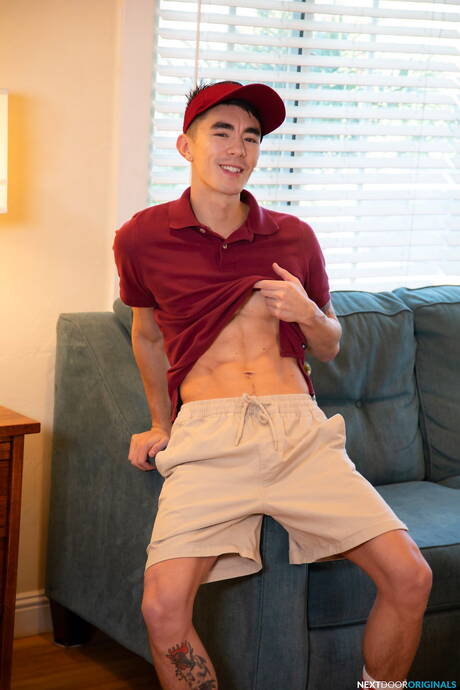 Next Door Studios: Nice american boys strongman Justin Matthews and beautiful boy Cody Seiya in hot homosexual scene