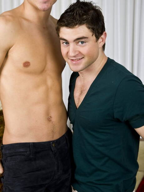 Beefy Cody Jones and muscular Dustin Rivers in dick sucking scene