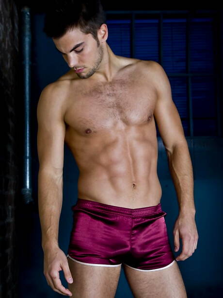 Canadian strongman Malachi Marx and american stud Reese Rideout have a good oral sex