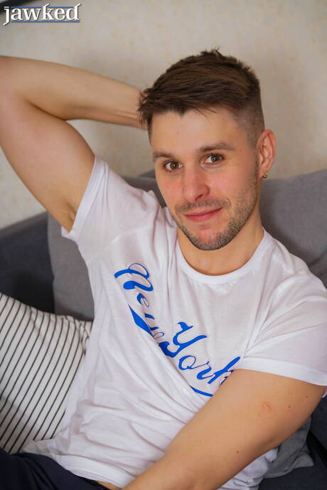 Jawked: Russian beautiful boy Dmitry Osten posing naked