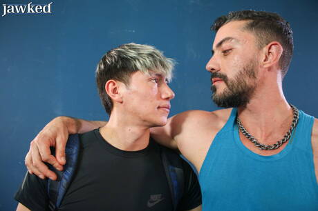 Jawked: Przystojniak Andreas Griffin i twardziel Nico Bello uprawiają miłość