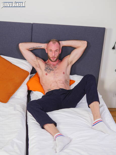 Ogier Guillaume Wayne prezentuje piękne ciało