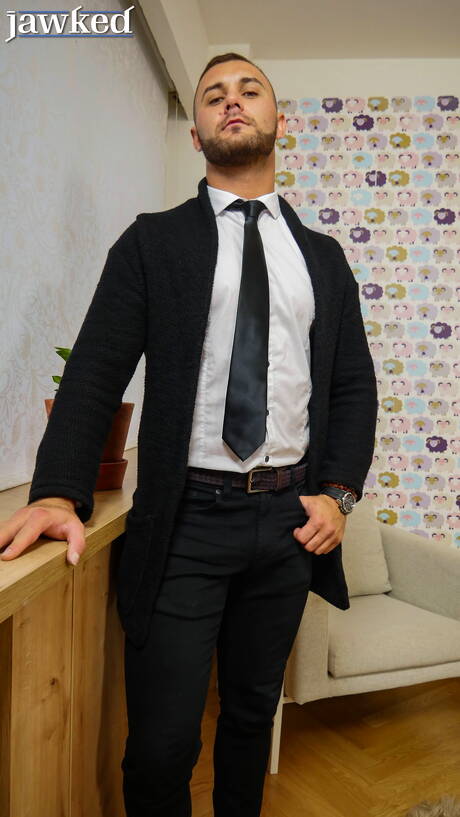 Stud David Lee laat een prachtig lichaam zien