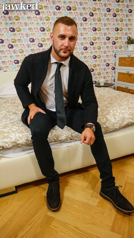 Stud David Lee laat een prachtig lichaam zien