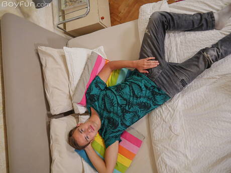 Young boy Oscar Kraus shows a perfect body