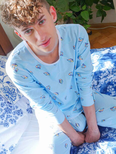 帥哥約翰克勞福德展現迷人身材