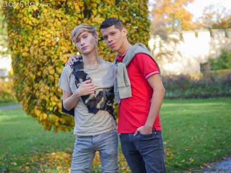 Hot twink Andy Reyes and hot twink Angel Rivers in hot anal sex outside