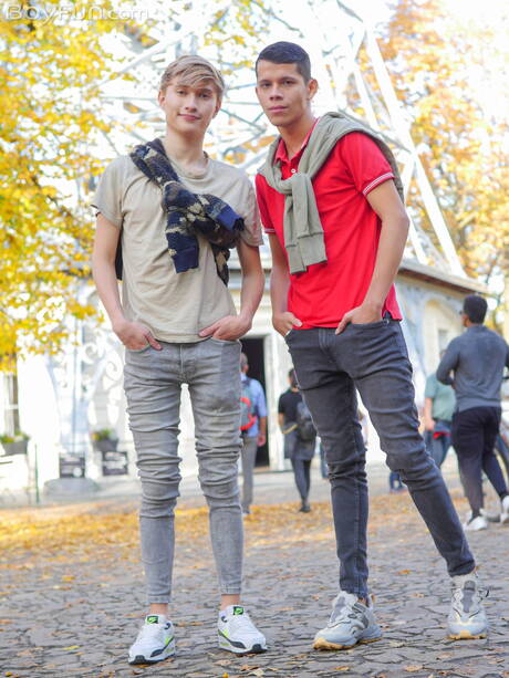 Boyfun: Il giovane ragazzo Andy Reyes e il giovane ragazzo Angel Rivers fanno sesso anale bollente all