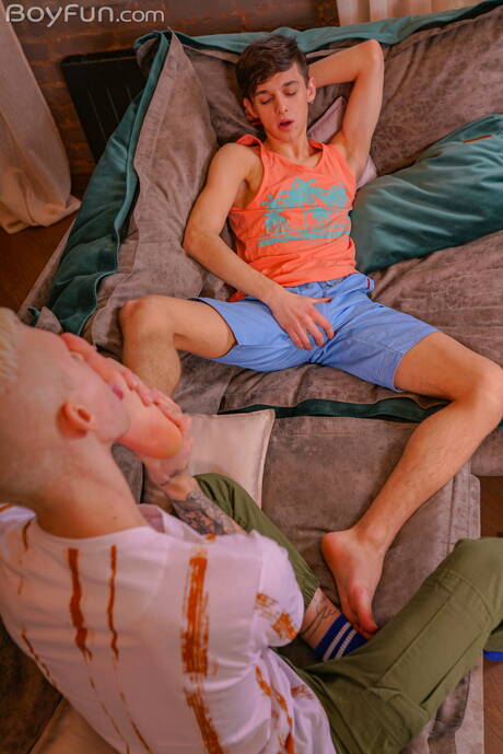 Twink Max Gen and beautiful boy Tony Keit have a hot couple sex