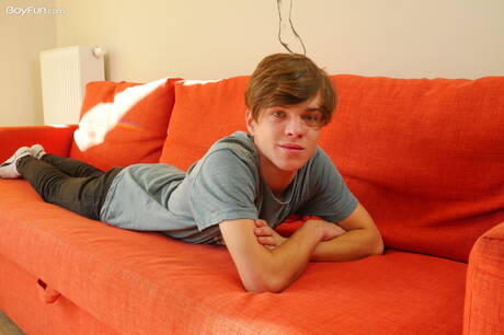 El joven Jean Gilliam muestra un cuerpo hermoso