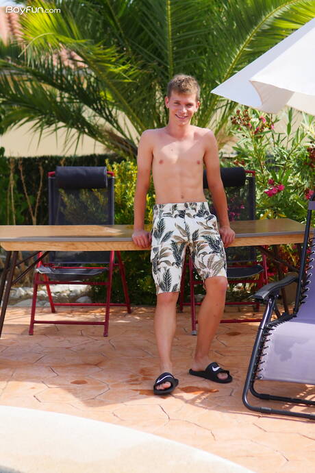 Hot twink Jacob Dolce posing nude in the pool