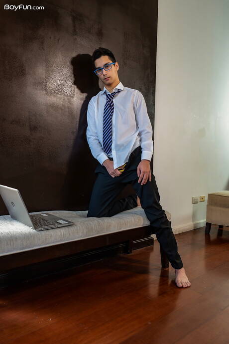 拉丁辣妹 Francis Gerard 手淫