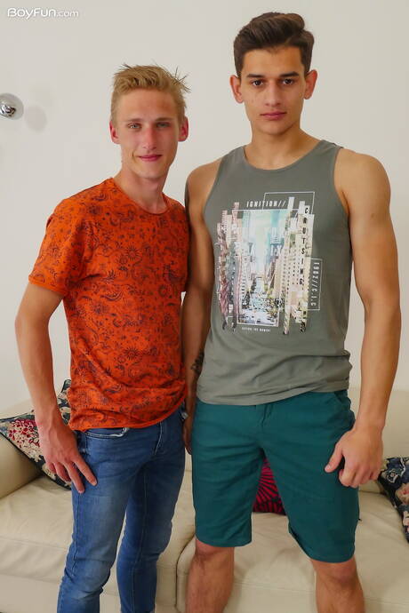 Dwóch czeskich chłopców, atrakcyjny facet Luke Geer i seksowny kumpel Oliver Morgenson uprawiają miłość