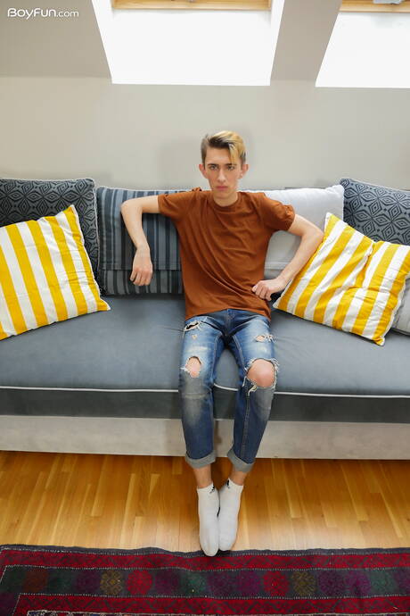 Boyfun: Young dude Andy Ford posing nude