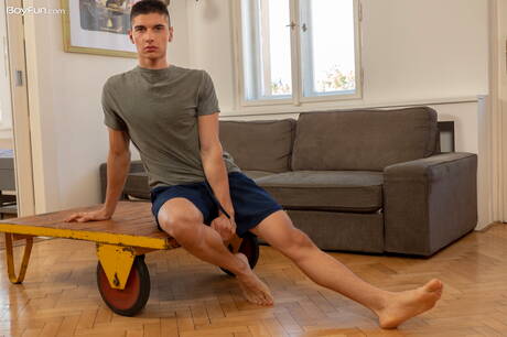 Superhengst Jared Shaw zeigt einen wunderschönen Körper