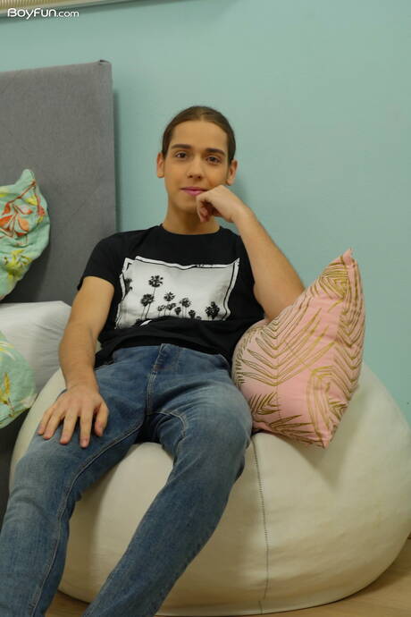 性感小鮮肉傑克奧森展現完美身材