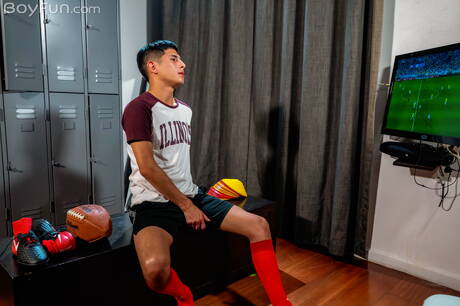 Latin hot twink Anibal Garces teasing his dick