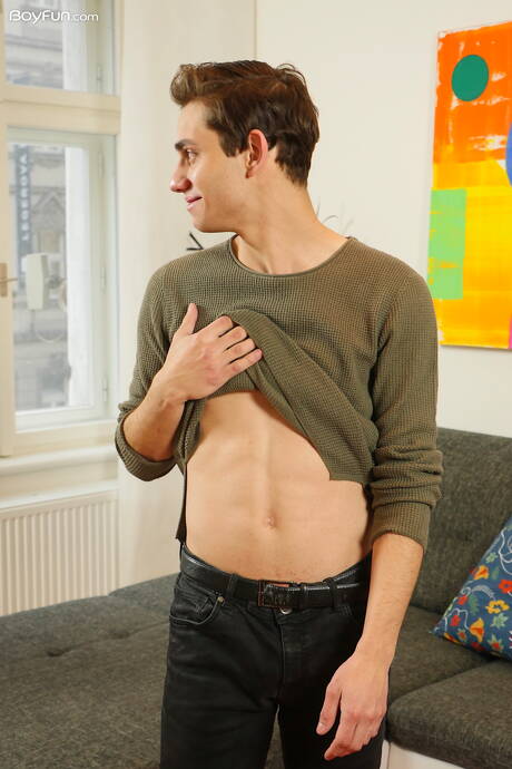 Hete twink Lior Hod poseert naakt