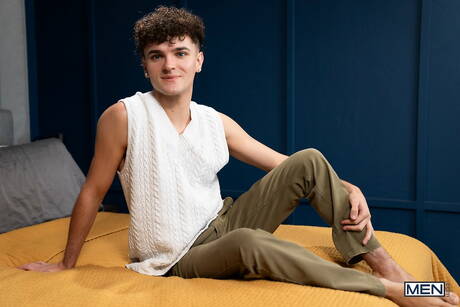 Horny guys Sam Ledger, Jay Stroke and Aaron Elias have a hot 3some sex in the kitchen