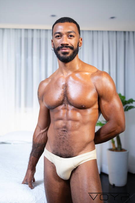 Gorgeous boy Jonatas and gorgeous buddy Kaleo Christian sucking and fucking each other